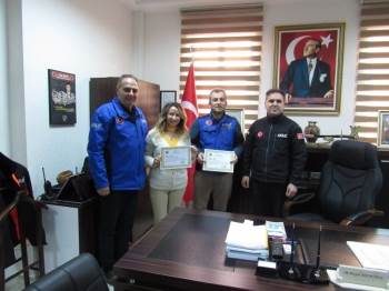 Başarılı Personele Başarı Belgesi Verildi
