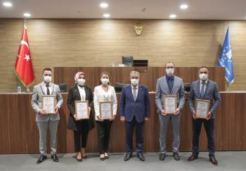 Başarılı Proje Ekibine Ödül
