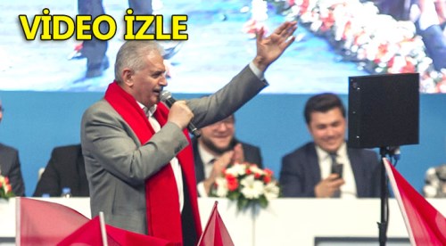 Başbakan Yıldırım gençlerle şarkı söyledi