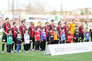 Başımız dik ayrılacağız