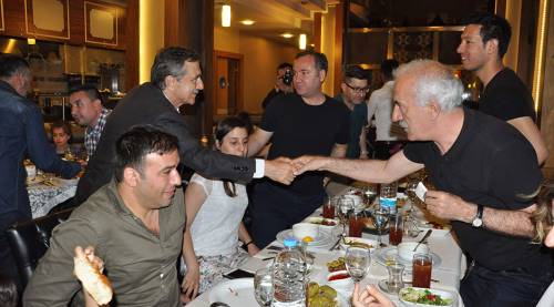 Basın çalışanları iftarda bir araya geldi
