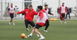 Basına kapalı çalıştırlar