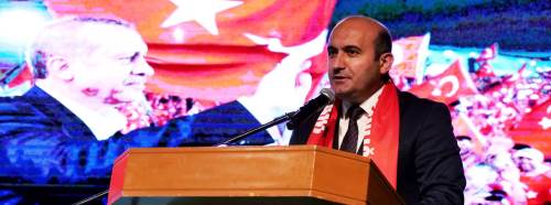 Başkan Albayrak'tan 15 Temmuz mesajı ve Vilayet Meydanı'na davet