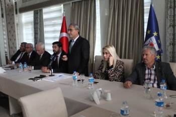 Başkan Alim Işık: "Kütahya Yeni Yılda Zengin İller Arasında Olacak"
