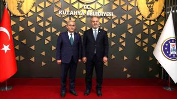 Başkan Alim Işık, Alinur Aktaş’I Ağırladı
