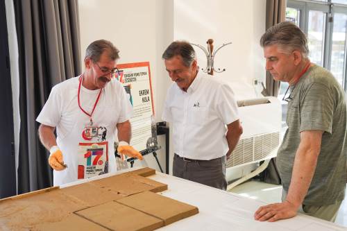 Başkan Ataç, sempozyum sanatçılarını ziyaret etti