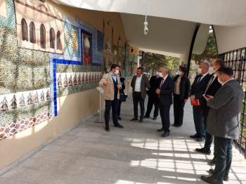 Başkan Aydın, Yaşayan Şehir Müzesi Ve Osmanlı Padişahları Tarih Şeridi’Ni Ziyaret Etti
