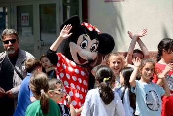 Başkan Bakkalcıoğlu, Çocukların Yılsonu Eğlencesine Eşlik Etti
