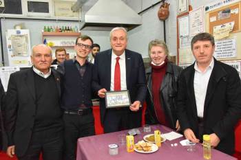 Başkan Bakkalcıoğlu Göynüceklilerle Bir Araya Geldi
