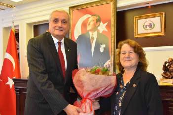 Başkan Bakkalcıoğlu’Na “Muhtarlar Günü” Ziyareti
