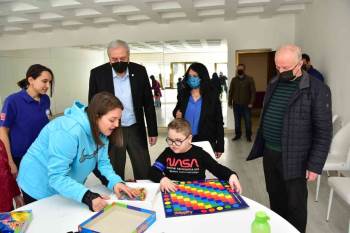 Başkan Bakkalcıoğlu Özel Çocuklarla Bir Araya Geldi
