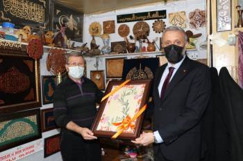 Başkan Biçer Gazetecileri Unutmadı
