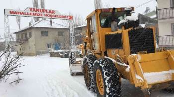 Başkan Bilal Demirci: "Yol Açma Ve Tuzlama Çalışmaları 24 Saat Devam Ediyor"
