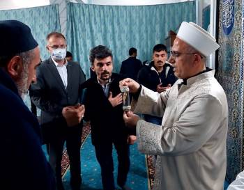 Başkan Ceyhun’Un, “Sakal-I Şerif” Ziyareti
