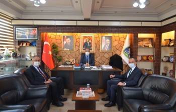 Başkan Çöl: “Okullarda Korona Virüsle Mücadelede Her Türlü Desteği Vereceğiz”
