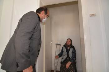 Başkan Çöl’Den 65 Yaş Üstü Vatandaşlara Moral Ziyareti
