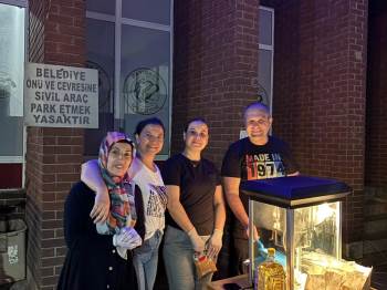 Başkan Dilsiz’Den Film Öncesi Çocuklara İkram
