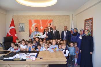 Başkan Doğan Minik Hafızlar İle Bir Araya Geldi
