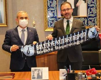 Başkan Işık, "Kütahya’Mızın En Büyük Talebi Bir Stat"
