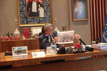 Başkan Işık: "Meydan Projesi 29 Ekim Cumhuriyet Bayramı’Na Yetişecek"
