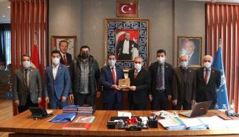 Başkan Işık: "Muhatlar Mesai Arkadaşımız"
