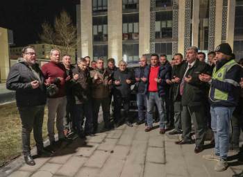 Başkan Işık, Deprem Bölgesinde
