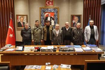 Başkan Işık, Kadir Akkan Ve Yönetimini Makamında Ağırladı
