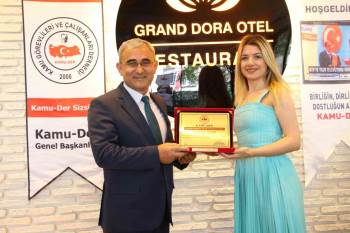 Başkan Işık’A “Yılın En Başarılı Belediye Başkanı” Ödülü
