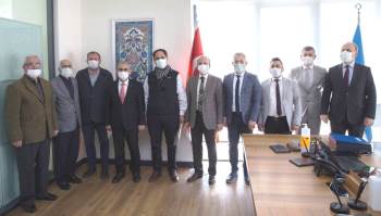 Başkan Işık’Tan Encümen Üyelikleri Sona Eren Meclis Üyelerine Teşekkür Belgesi
