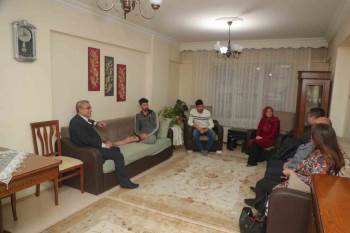 Başkan Işık’Tan Personele ’Geçmiş Olsun’ Ziyareti
