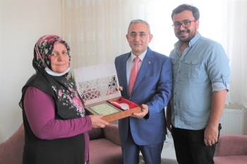 Başkan Işık’Tan Şehit Ailesine Ziyaret
