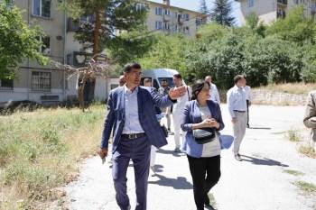 Başkan Kahveci Azot Evlerinde İncelemelerde Bulundu
