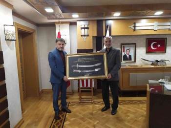 Başkan Kepez Çeşitli Temaslarda Bulunmak Üzere Ankara’Ya Gitti
