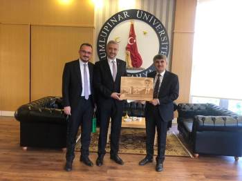 Başkan Kulat’Tan Rektör Uysal’A Hayırlı Olsun Ziyareti
