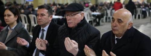 Başkan Kurt iftar sofrasında hemşehrileriyle buluştu