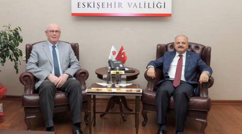 Başkan Kurt Vali Çakacak'ı ziyaret etti