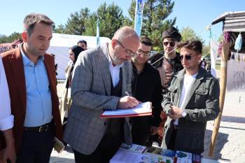 Başkan Mustafa Önsay: "Büyük Ve Güçlü Türkiye’Nin Mimarları, Gençlerimize Güveniyoruz"
