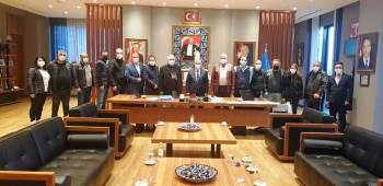 Başkan Özdemir: "Esnaflarımızın Kiraları Düşürülsün"
