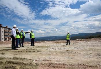 Başkan Şahin, "Açtığımız Yeni Yollarla Halkımıza Ulaşıyoruz’’

