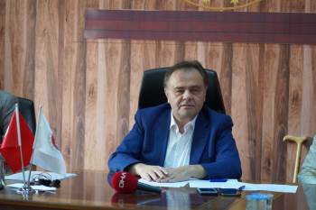 Başkan Şahin, Çöp Sorunu İle İlgili Açıklama Yaptı
