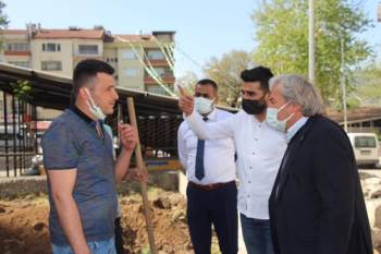 Başkan Şahin, İlçede Yapımı Devam Eden Yatırımları İnceledi
