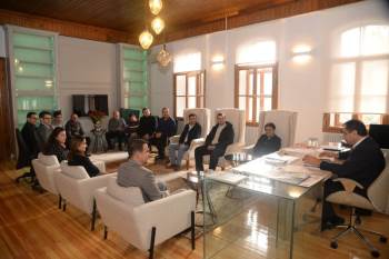 Başkan Şahin Belediyedeki Mühendislerle Bir Araya Geldi
