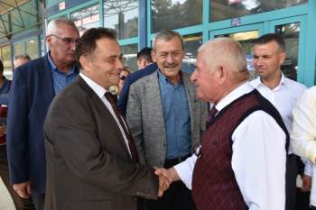 Başkan Şahin’Den Esnaf Ve Vatandaş Ziyareti
