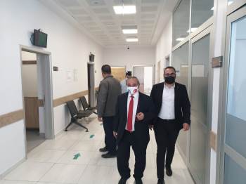 Başkan Şahin Sağlık Personelleri İle Bayramlaştı
