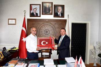 Başkan Sever, Başkan Aydın İle Bir Araya Geldi
