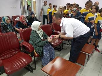Başkan Sever Huzurevi Sakinleriyle Bir Araya Geldi
