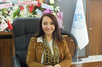 Başkan Tekin: "Kadınlar İnsanlığın Umudunu Yeşertiyor"
