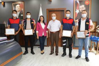 Başkan Tekin, İtfaiye Personeline Teşekkür Etti
