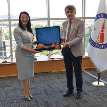 Başkan Tekin’Den Rektör Uysal’A Ziyaret
