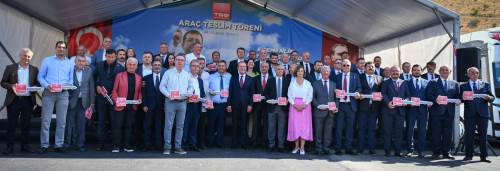 Başkan Ünlüce Ankara’da araç teslim törenine katıldı